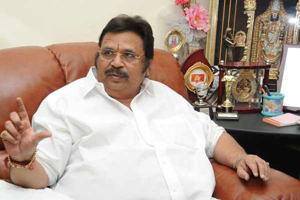 dasari narayana rao,narendra modi,notes ban,dasari  ఇప్పుడా దాసరి స్పందించేది..!